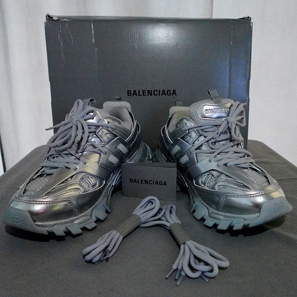 Balenciaga Track Triple Silver  (with extra pair of laces) EU 40 / US 7 - Picture 1 of 7